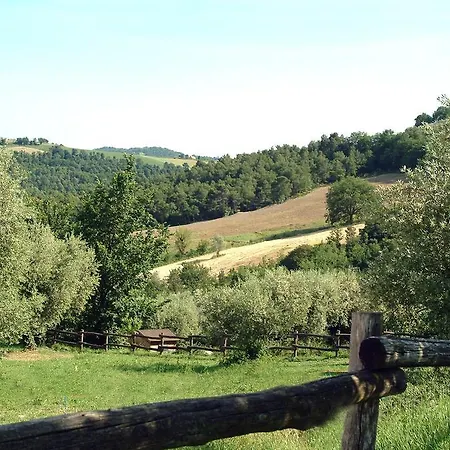 Country House Casal Cerqueto مزرعة للإقامة *